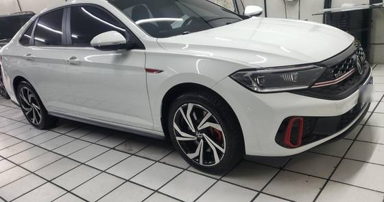 VOLKSWAGEN JETTA 2.0 350 TSI GASOLINA GLI DSG