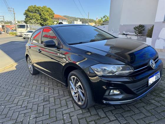 VOLKSWAGEN POLO 1.0 200 TSI HIGHLINE AUTOMÁTICO
