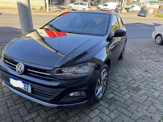 VOLKSWAGEN-POLO-2019