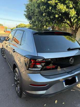 VOLKSWAGEN-POLO-2024