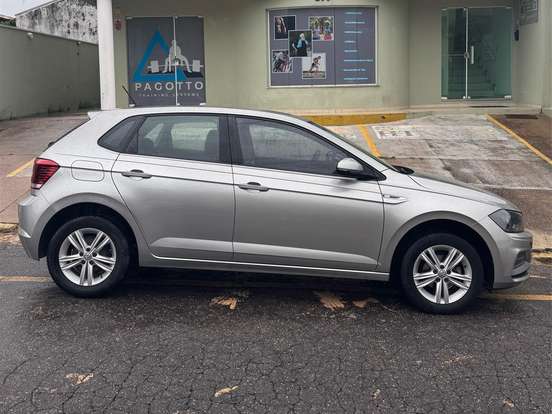 VOLKSWAGEN-POLO-1.6 MSI TOTAL FLEX AUTOMÁTICO VOLKSWAGEN-POLO-2018