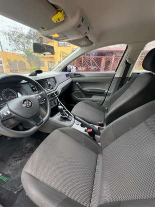VOLKSWAGEN-POLO-2018