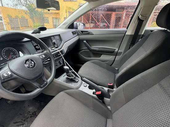 VOLKSWAGEN-POLO-1.6 MSI TOTAL FLEX AUTOMÁTICO VOLKSWAGEN-POLO-2018