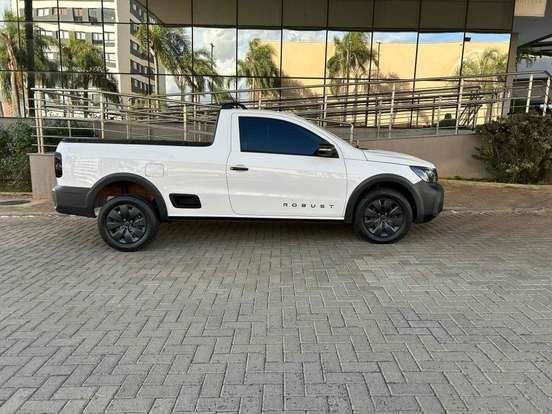 VOLKSWAGEN-SAVEIRO-2024