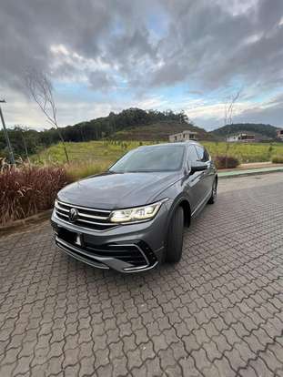 VOLKSWAGEN-TIGUAN-2.0 300 TSI GASOLINA ALLSPACE R-LINE AUTOMÁTICO VOLKSWAGEN-TIGUAN-2023