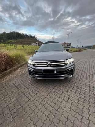 VOLKSWAGEN-TIGUAN-2.0 300 TSI GASOLINA ALLSPACE R-LINE AUTOMÁTICO VOLKSWAGEN-TIGUAN-2023