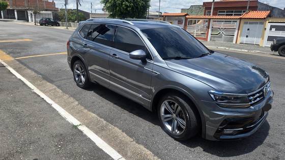 VOLKSWAGEN TIGUAN 2.0 350 TSI GASOLINA ALLSPACE R-LINE 4MOTION DSG