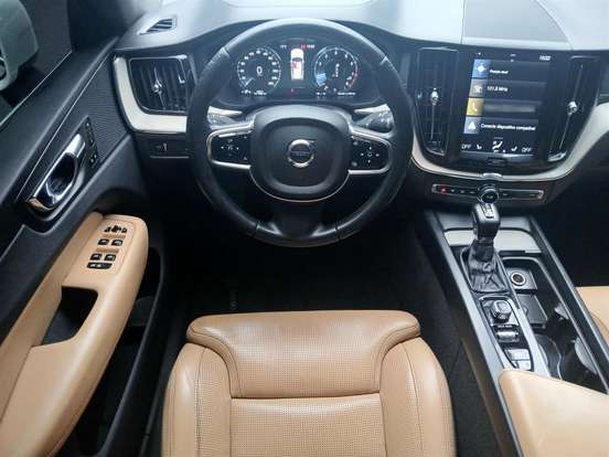 VOLVO-XC60-2.0 T5 GASOLINA INSCRIPTION AWD GEARTRONIC VOLVO-XC60-2018