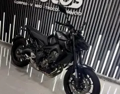 YAMAHA MT-09 YAMAHA MT-09