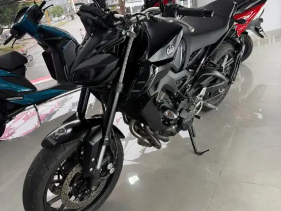 YAMAHA-MT-09 YAMAHA-MT-09-2024