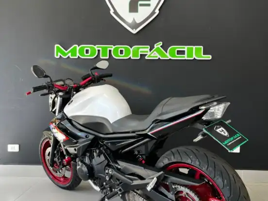 YAMAHA-XJ6 N YAMAHA-XJ6 N-2011