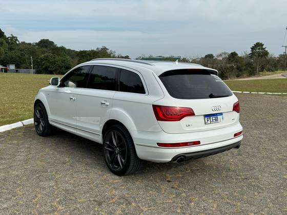 AUDI Q7 3.0 TFSI AMBITION V6 24V GASOLINA 4P TIPTRONIC