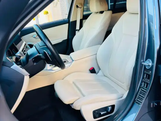 BMW-320i-2.0 16V TURBO GASOLINA SPORT AUTOMÁTICO BMW-320i-2019