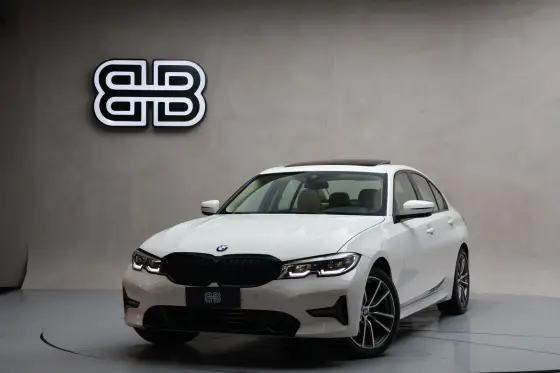 BMW 320i 2.0 16V TURBO GASOLINA SPORT GP AUTOMÁTICO BMW 320i 2.0 16V TURBO GASOLINA SPORT GP AUTOMÁTICO