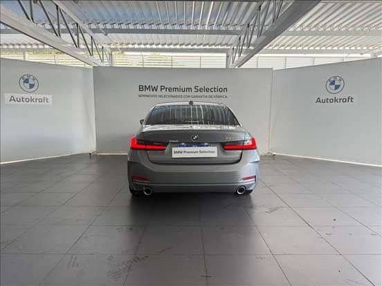 BMW-320i-2025
