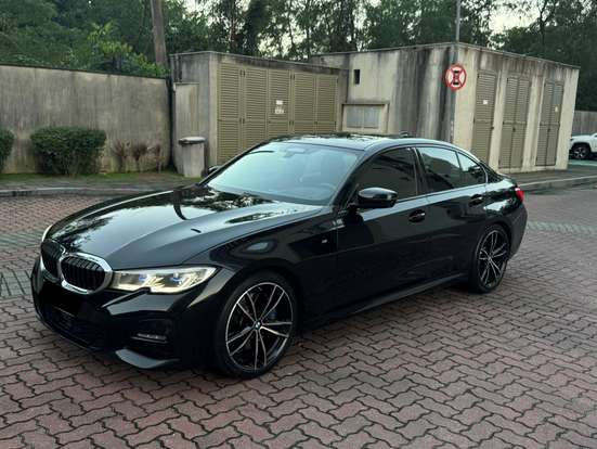 BMW-330i-2019