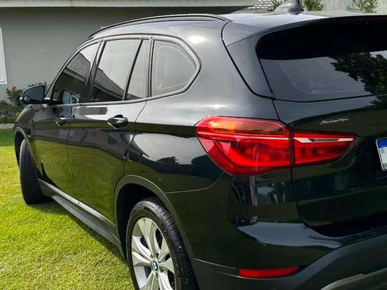 BMW-X1-2.0 16V TURBO ACTIVEFLEX SDRIVE20I 4P AUTOMÁTICO BMW-X1-2017