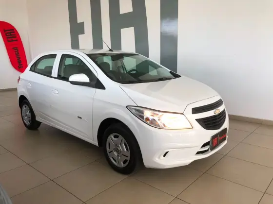 CHEVROLET ONIX 1.0 MPFI LS 8V FLEX 4P MANUAL