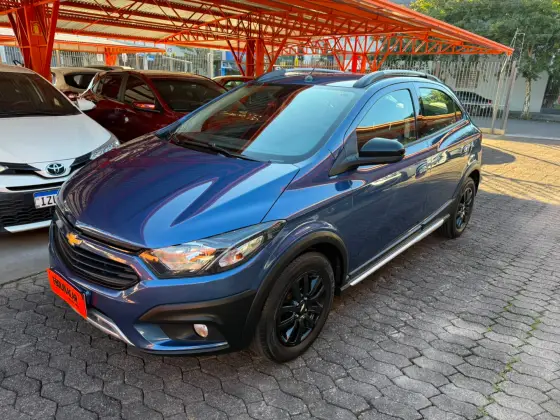 CHEVROLET ONIX 1.4 MPFI ACTIV 8V FLEX 4P AUTOMÁTICO