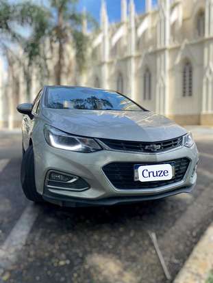 CHEVROLET-CRUZE-2018