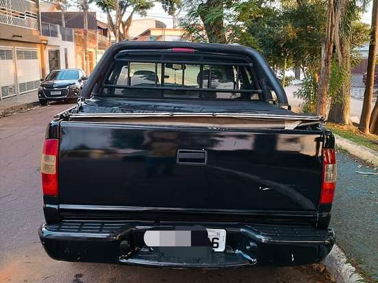 CHEVROLET-S10-2.4 MPFI ADVANTAGE 4X2 CD 8V GASOLINA 4P MANUAL CHEVROLET-S10-2006