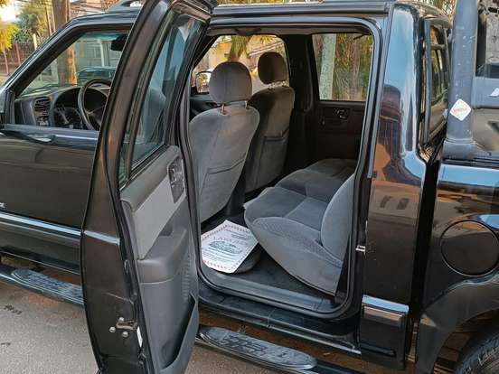 CHEVROLET-S10-2.4 MPFI ADVANTAGE 4X2 CD 8V GASOLINA 4P MANUAL CHEVROLET-S10-2006