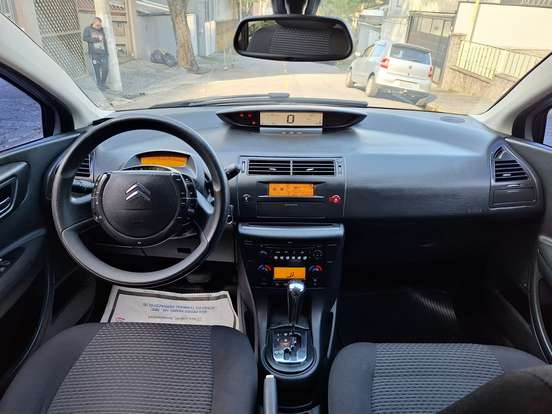 CITROËN-C4-2.0 GLX 16V FLEX 4P AUTOMÁTICO CITROËN-C4-2011
