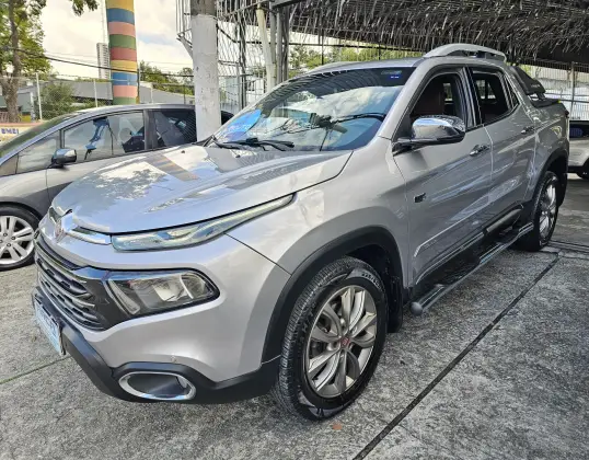 FIAT TORO 2.0 16V TURBO DIESEL RANCH 4WD AT9 FIAT TORO 2.0 16V TURBO DIESEL RANCH 4WD AT9