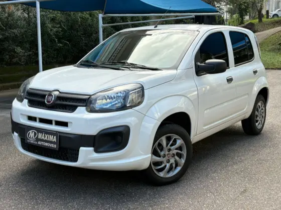 FIAT UNO 1.0 FIRE FLEX ATTRACTIVE MANUAL FIAT UNO 1.0 FIRE FLEX ATTRACTIVE MANUAL