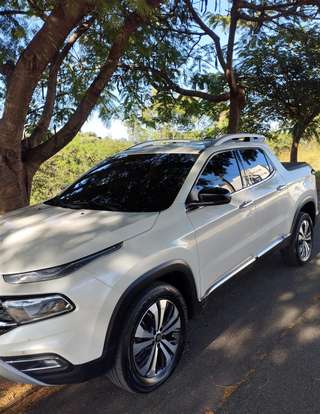 FIAT-TORO-2023