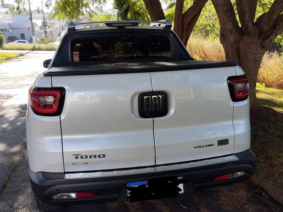 FIAT-TORO-1.3 TURBO 270 FLEX VOLCANO AT6 FIAT-TORO-2023