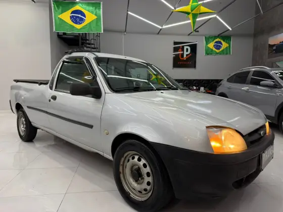 FORD COURIER 1.6 MPI L 8V FLEX 2P MANUAL FORD COURIER 1.6 MPI L 8V FLEX 2P MANUAL
