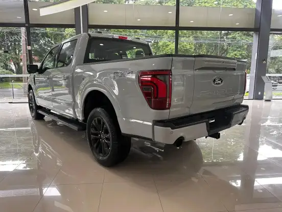 FORD-F-150-2025