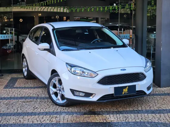 FORD FOCUS 2.0 SE 16V FLEX 4P POWERSHIFT