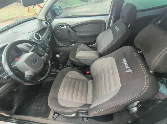 FORD-KA-2011