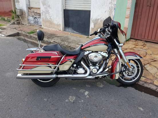 HARLEY-DAVIDSON-STREET GLIDE-2013