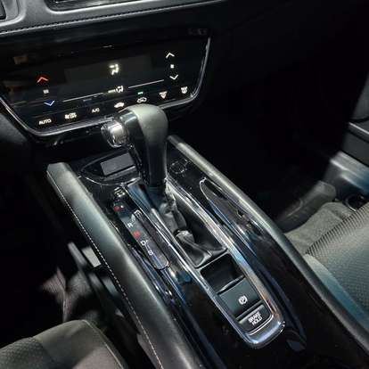 HONDA-HR-V-2021