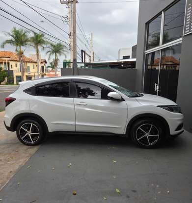 HONDA-HR-V-2021
