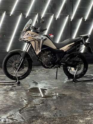HONDA-XRE 300 SAHARA ADVENTURE-2025