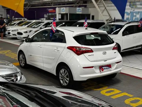 HYUNDAI-HB20-1.6 COMFORT PLUS 16V FLEX 4P AUTOMÁTICO HYUNDAI-HB20-2017