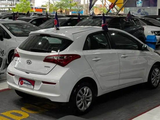 HYUNDAI-HB20-1.6 COMFORT PLUS 16V FLEX 4P AUTOMÁTICO HYUNDAI-HB20-2017