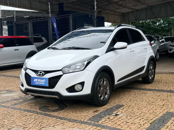 HYUNDAI HB20X 1.6 16V PREMIUM FLEX 4P AUTOMÁTICO