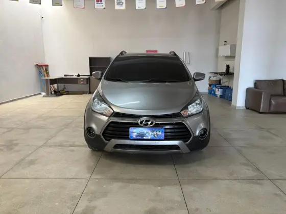 HYUNDAI HB20X 1.6 16V STYLE FLEX 4P AUTOMÁTICO