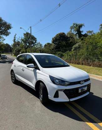 HYUNDAI-HB20-2023