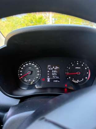 HYUNDAI-HB20-2023