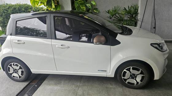 JAC E-JS1 ELÉTRICO AUTOMÁTICO