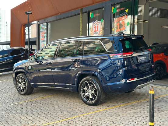 JEEP-COMMANDER-2024