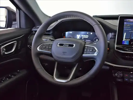 JEEP-COMMANDER-2.0 HURRICANE 4 TURBO FLEX BLACKHAWK AT9 JEEP-COMMANDER-2026