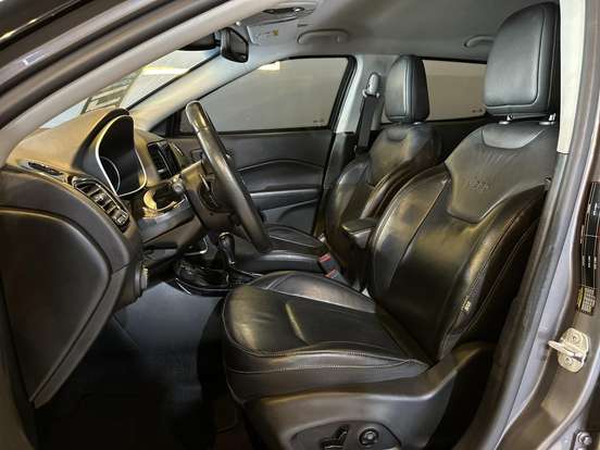 JEEP-COMPASS-2020