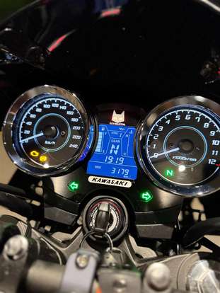 KAWASAKI-Z650 ABS RS KAWASAKI-Z650 ABS RS-2025